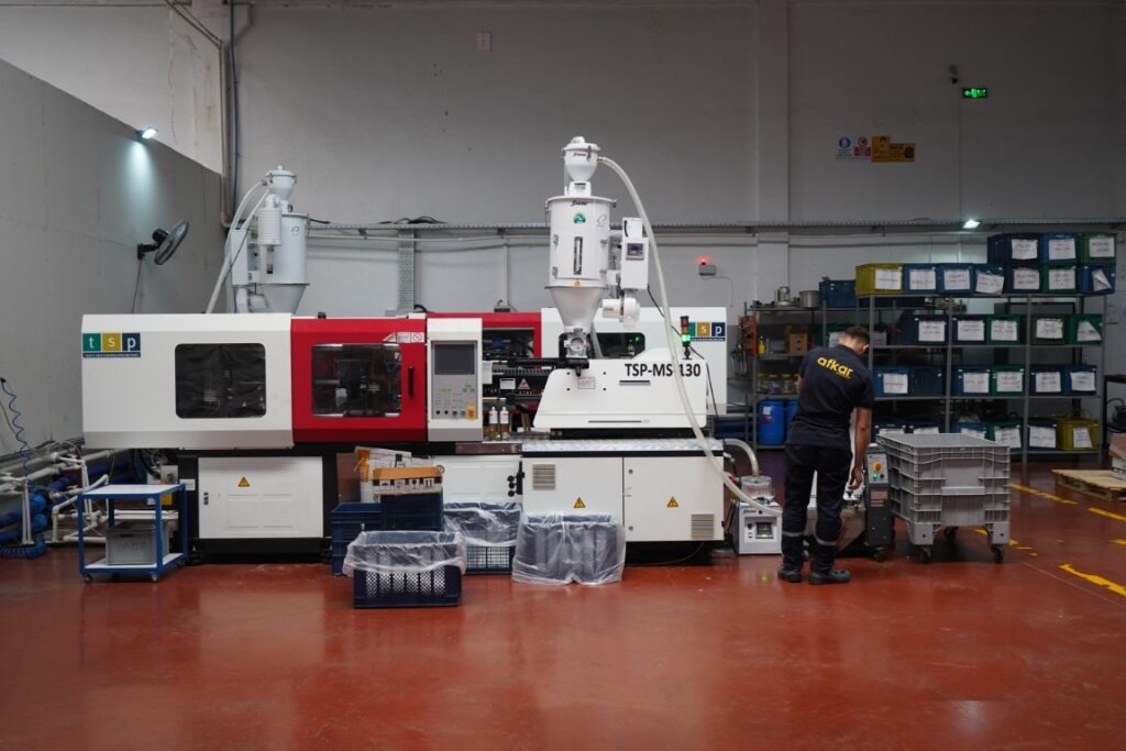 Afkar factory plastic injection mold and montage division (21)